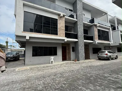 5 Bedroom Semi Detached Duplex with BQ