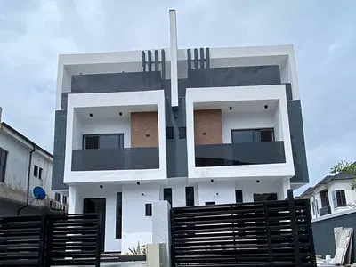 An Amazing 4 Bedroom Semi- Detached Duplex With-Open Rooftop Terrace