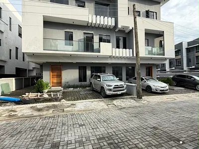 Lovely 4 Bedroom Semi Detached Duplex with BQ