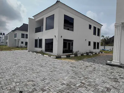 Newly Built & Spacious 4-Bedroom Duplex with BQ