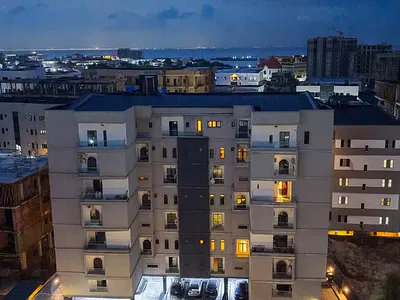Modern 2 Bedroom Apartment