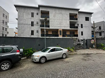 4bedroom Maisonette