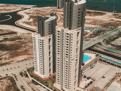 4 Bedroom Apartment