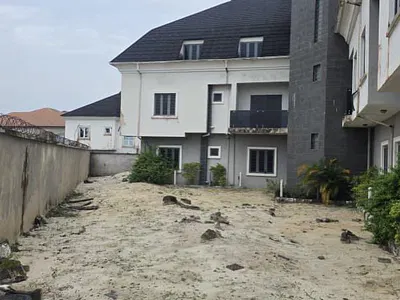 3 Bedroom Apartment + BQ