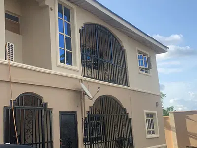 2 Bedroom Flat