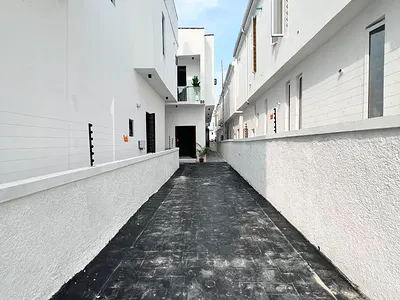 Sumptuous Brand-New Spacious 4-Bedroom Semi-Detached Duplex