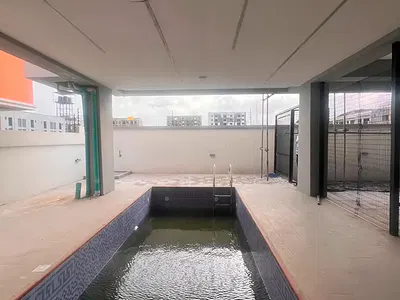 Magnificent 3 Bedroom Apartment with Rooftop Lounge, Swimming Pool