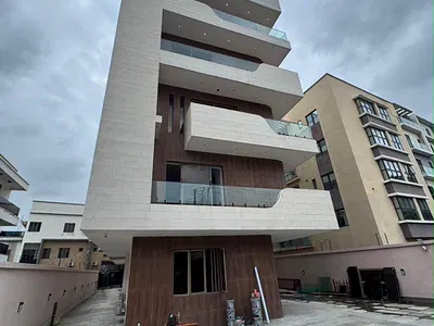 3 Bedroom Maisonette with 1 Room BQ