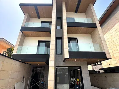 Stunning 5bedroom Fully Detached Duplex with BQ