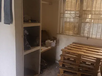 A Room Self Contain