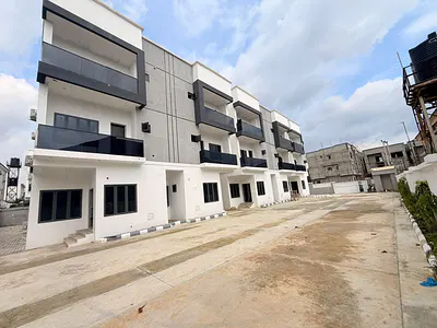 4 Bedroom Terraced Duplex with BQ