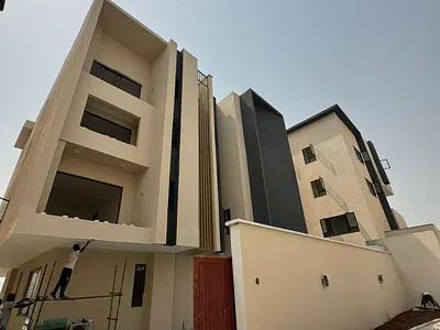 Waterfront 6 Bedroom Detached Duplex with Pool, Gym, Cinema, Elevator