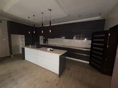Luxury 5 Bedroom Semi-Detached Duplex