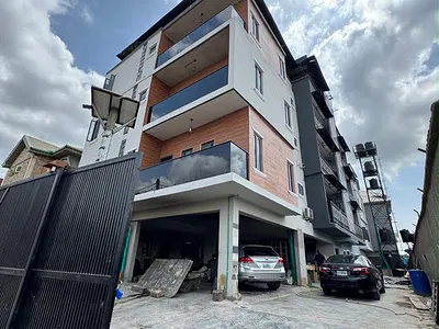 Lovely Built 3 Bedroom Apartment