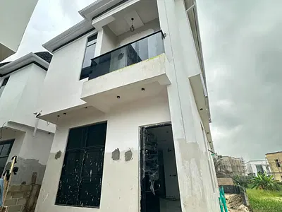 Lovely 4 Bedroom Fully Detached Duplex with BQ