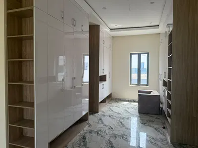 Luxury 5-Bedroom Semi-Detached Duplex