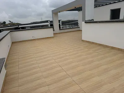 Luxury 4-Bedroom Detached Duplex with Rooftop Lounge