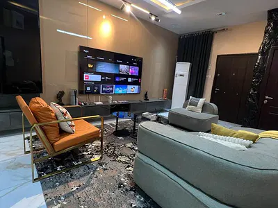 Luxury Furnished 2 Bedrooms Apartment