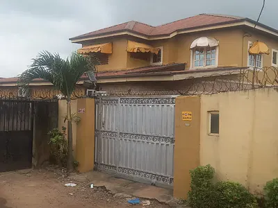 6 Bedroom Detached Duplex