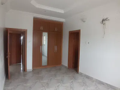 Luxury Serviced 2 Bedroom Apartment