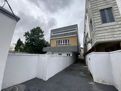 A Spacious 4 Bedroom Semi Detached