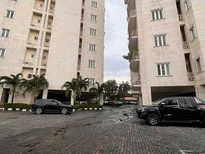 4 Bedroom Apartments with BQ
