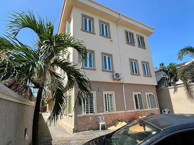 Standard 3 Bedroom Penthouse Apartments