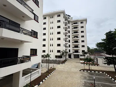 Luxury 3 Bedroom Apartments with BQ