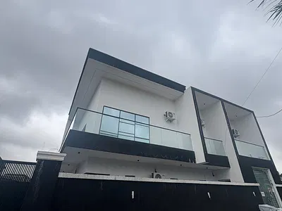 Luxury 4 Bedroom Fully Detached Duplex with BQ
