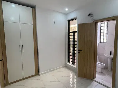 4 Bedroom Detached Duplex