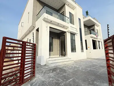 Beautifully Luxurious 4 Bedroom Fully Detached Duplex with BQ