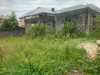 Dry Corner Piece Full Plot of Land with 4 Flat Roofing Level