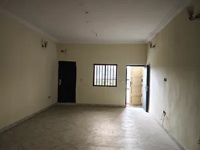 Serviced 3 Bedrooms Flat