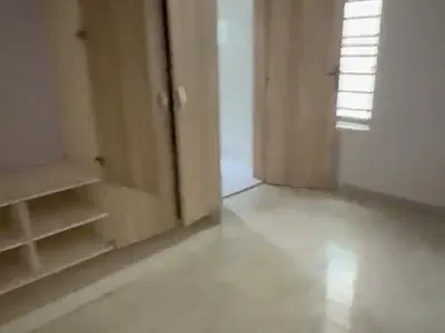 Converted 2 Bedroom Apartment Upstairs