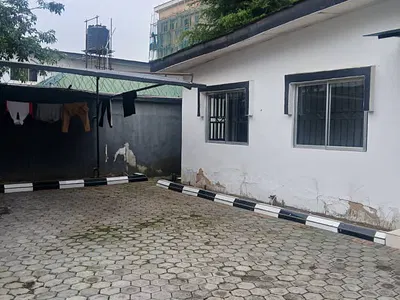 Bungalow for Lease