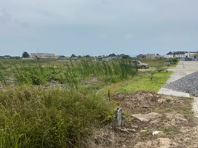 Land in a Luxury Estate