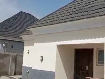 *a 3-Bedrooms Fully Detached Bungalow I