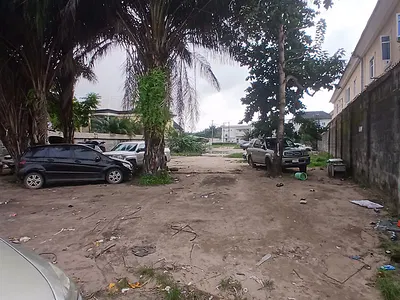 1, 830SQM Partly Fenced Land