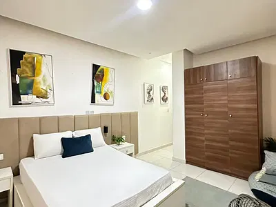 Well Maintained 3 Bedroom Apartment with BQ