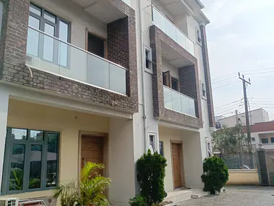 4 Bedroom Terrace Duplex with BQ