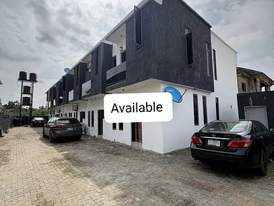 Distress Ultra Morden Furnished 2 Bedrooms Terraced Duplex, Secured Estate