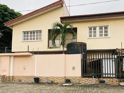 17 Bedroom Duplex