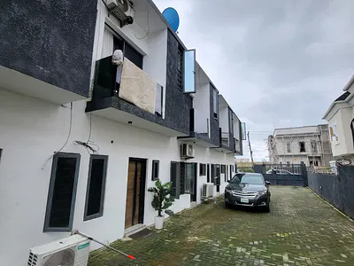 Ultramorden Furnished 2 Beds Terrace Duplex Located in a Secure Estate