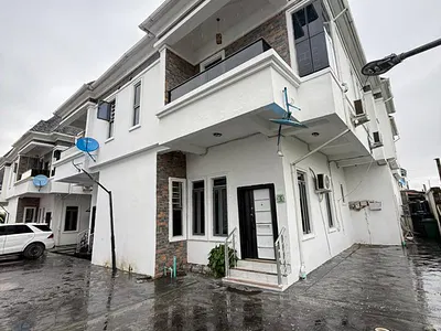 Fully Furnished and Serviced 4 Bedroom Terraced Duplex