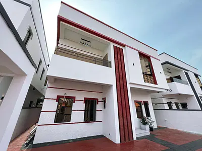 Maintained 4 Bedroom Fully Detached