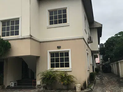 Service Clean 3 Bedroom Flat with a Room BQ 6 in the Compound