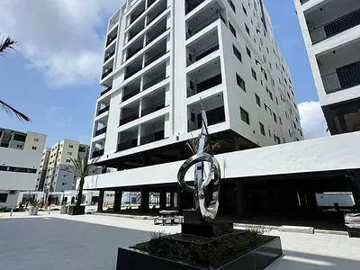 Newly Built Luxury 3 Bedroom Apartment*
