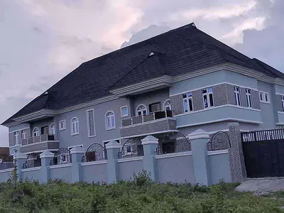Structurally Sound 4 Units of 3 Bedroom Flat