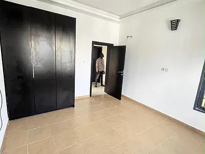 2 Bedrooms Apartment Available