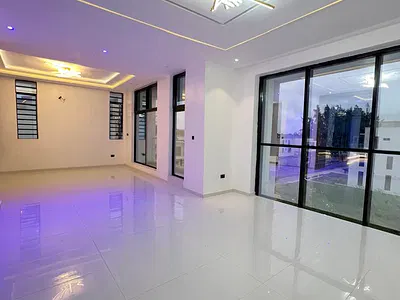 Jesus House 5 Bedrooms Fully Detached Duplex with Swimming Pool